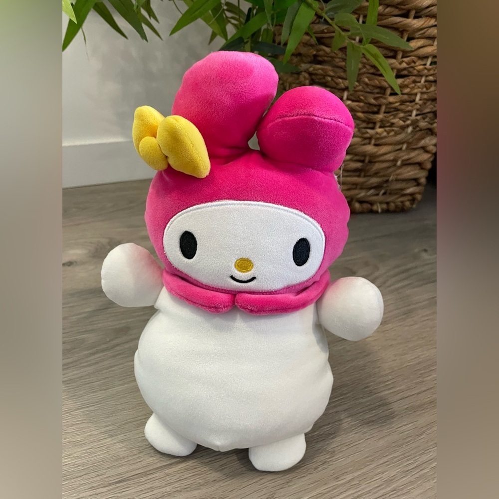 MY MELODY Hugmees Squishmallows Sanrio Plush Toy